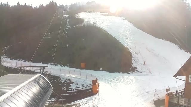 Stari vrh Ski Resort - lower station