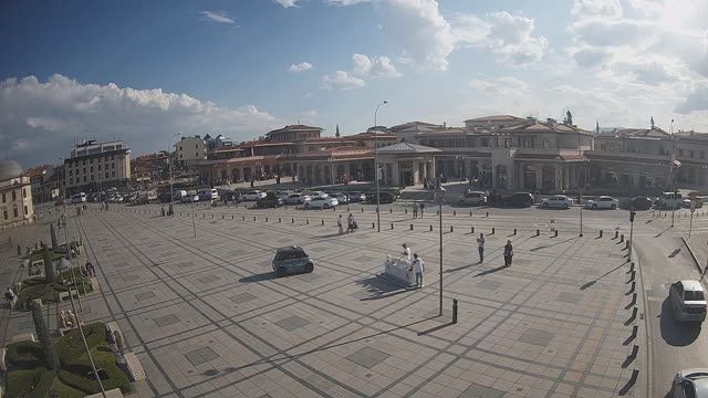 Square near Selimiye Mosque in Konya, Türkiye