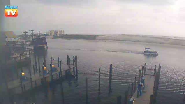 HarborWalk Marina in Destin town, FL, USA (cam #2)