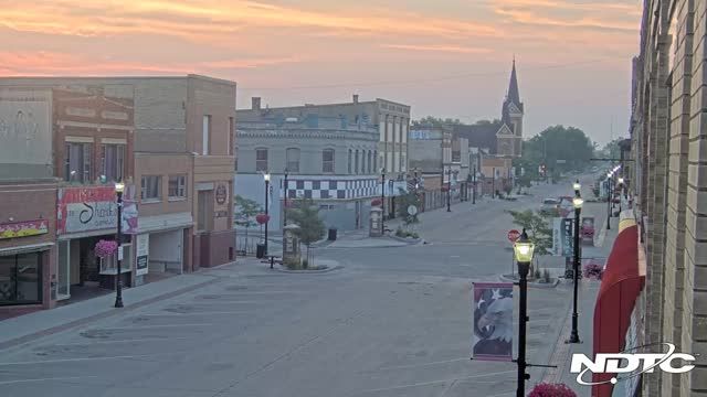 4th Ave NE, Devils Lake, ND, USA